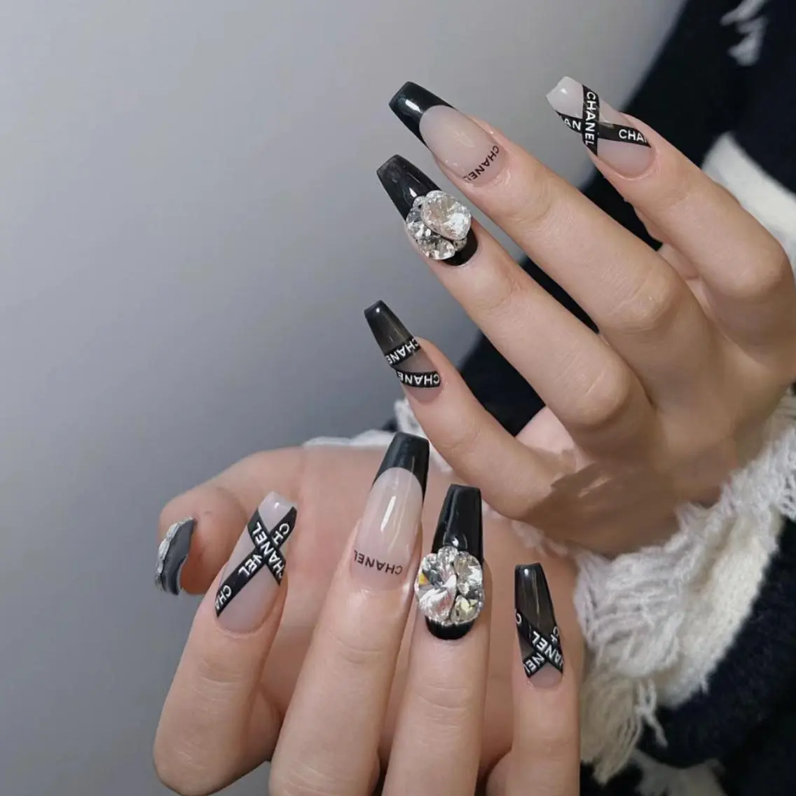 ネイル アートネイル 長さ出し ネイルチップ Queen's ゆなのネイルデザイン