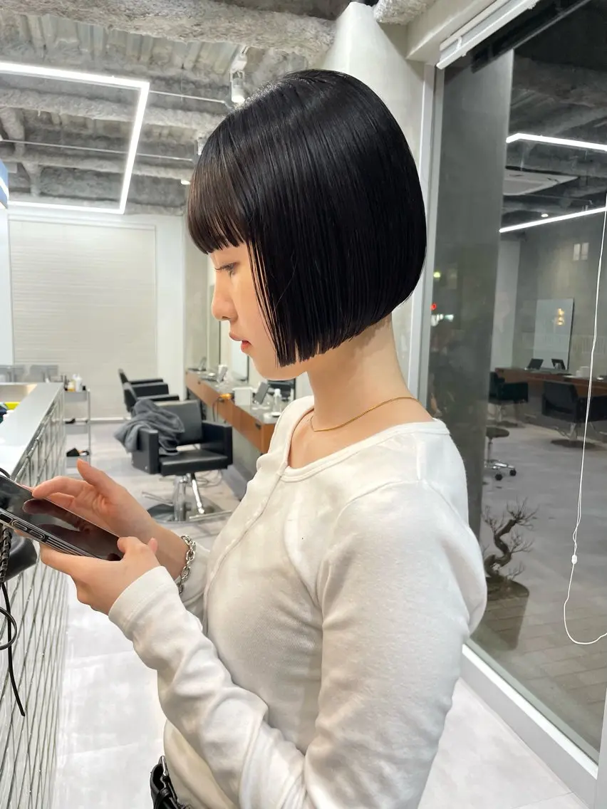 🌸ご新規様ミニモ限定価格🌸　　　　　　　　　　　　　　　　【似合わせカット + キューティクル補修トリートメント】の写真