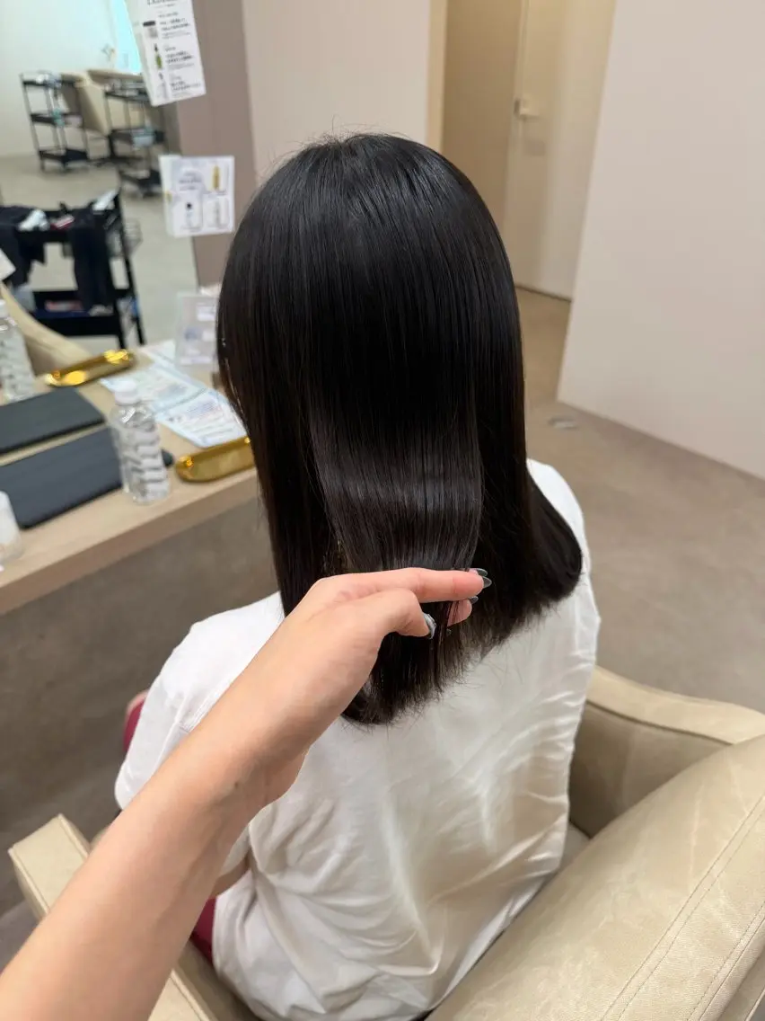 ミディアム りん/ハイトーン💖 🌈髪質改善✨️浜松のヘアスタイル