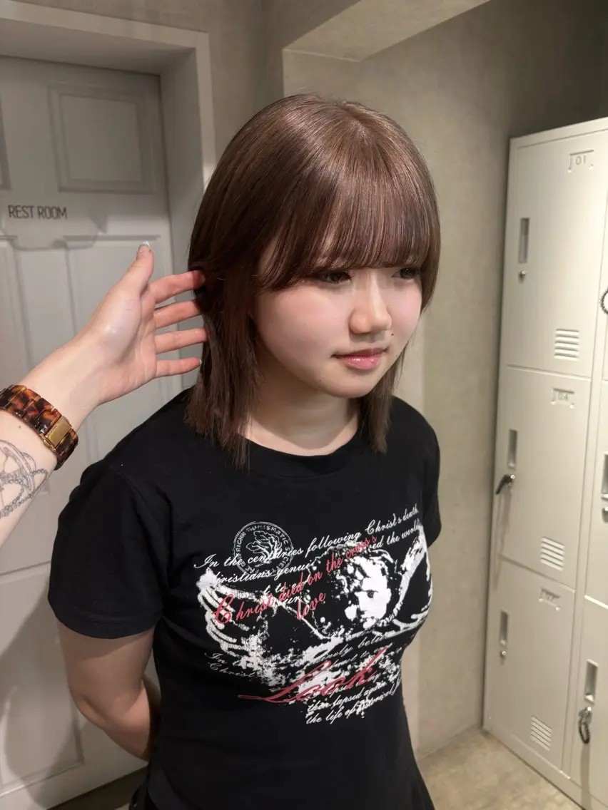 ミディアム ヘアカラー 透明感モテスタイル 💞SHIORI💞のヘアスタイル