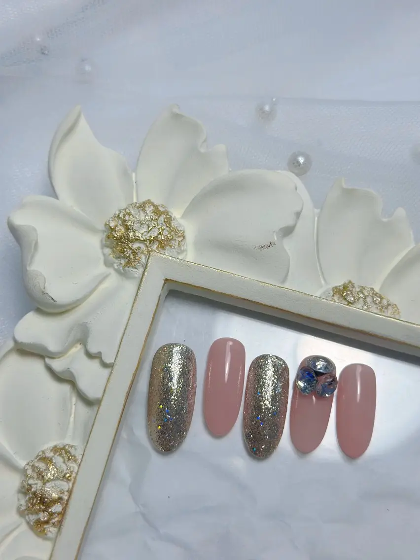 ネイル ブルー チークネイル フレンチネイル ハート マグネットネイル Mnail _KKのネイルデザイン