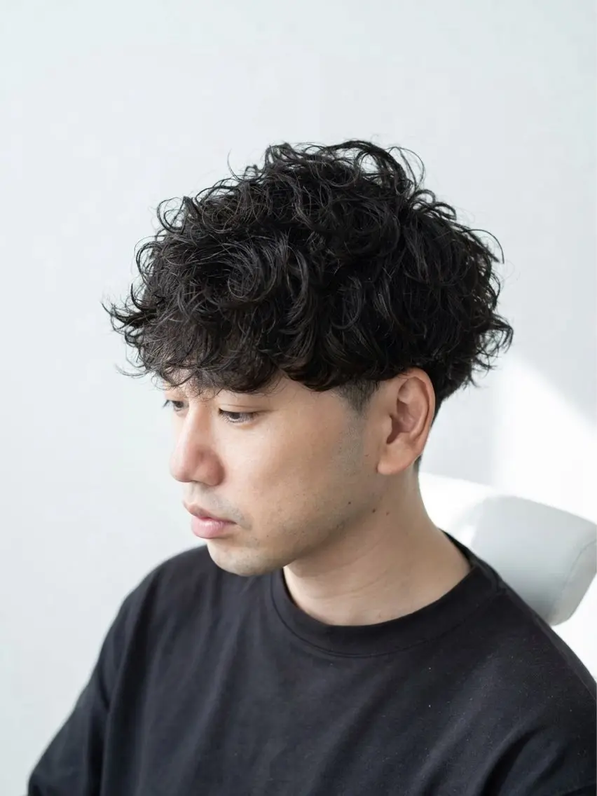 【メンズ限定】スパイラルパーマ+カット+眉カット+シャンプー+セットの写真