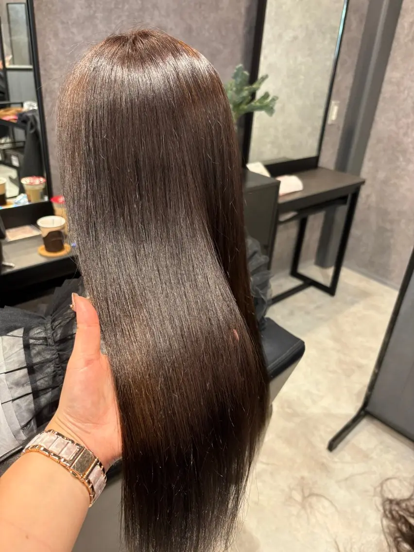 ロング ヘアカラー ink mocaのヘアスタイル