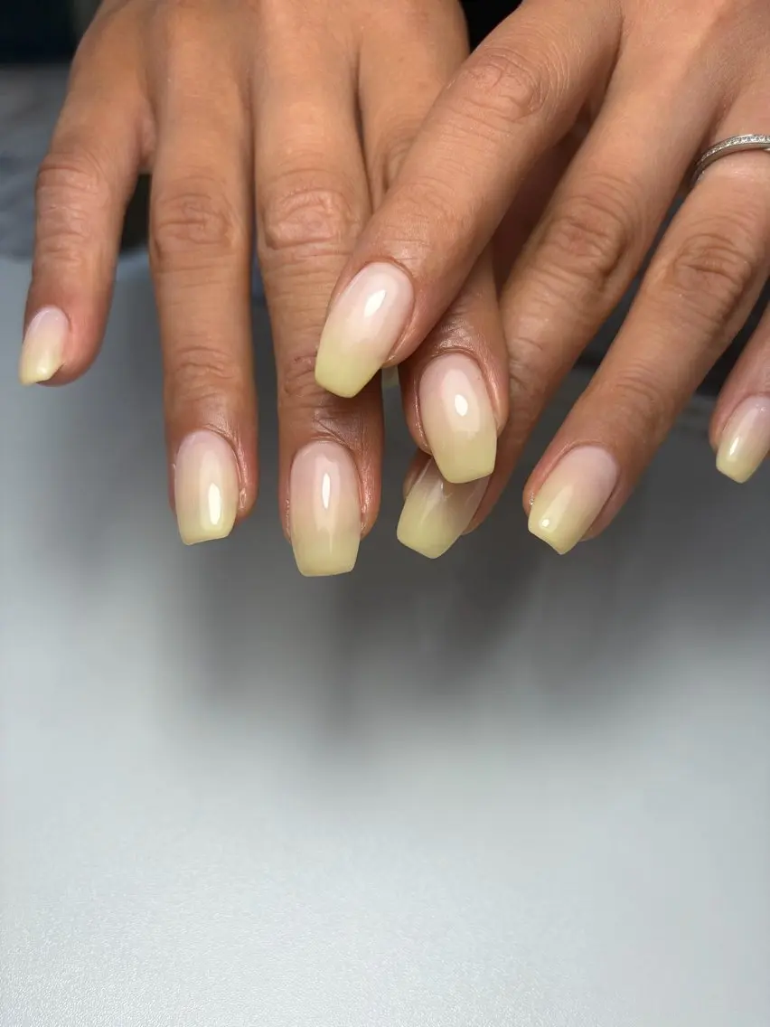 ネイル ハンドネイル Li'a AYAKAのネイルデザイン