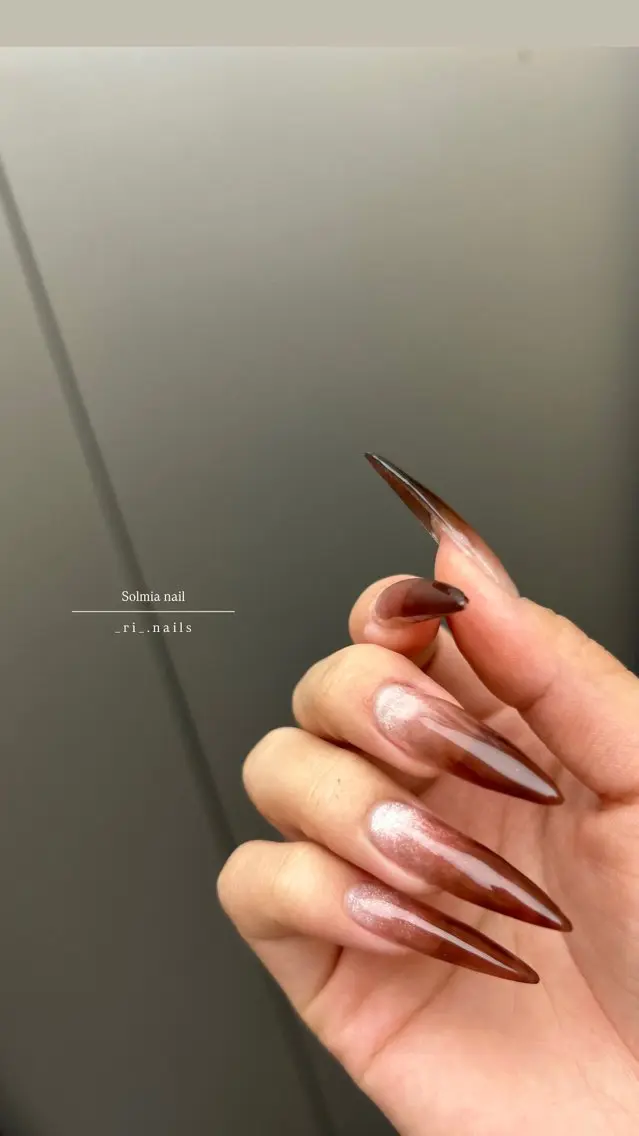 ネイル ハンドネイル . Linaのネイルデザイン