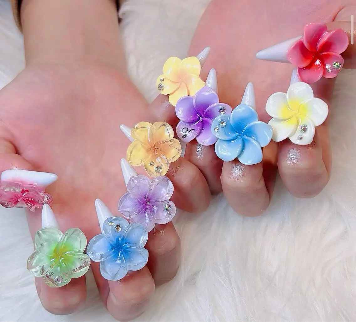 ネイル チークネイル 長さ出し フラッシュネイル フレンチネイル グラデーション ハンドネイル Lenie Nail Salonのネイルデザイン