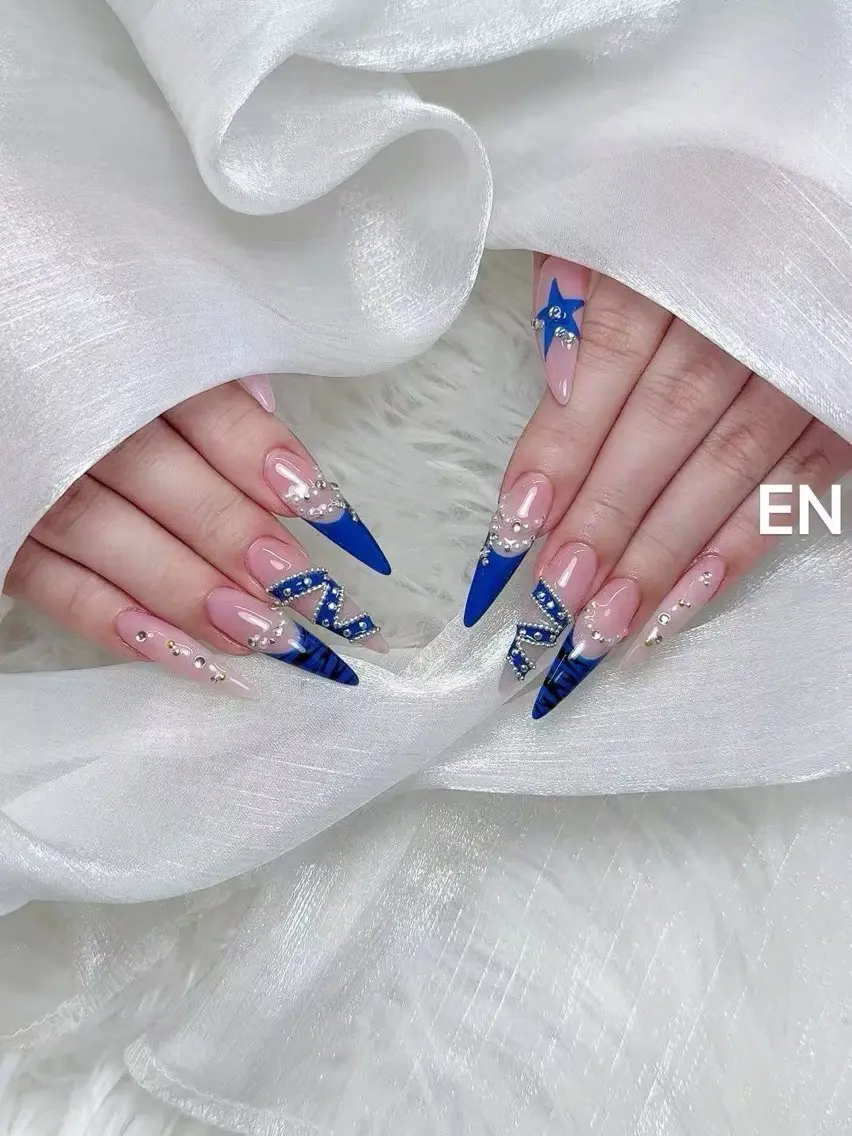 ネイル EN Salon linaのネイルデザイン