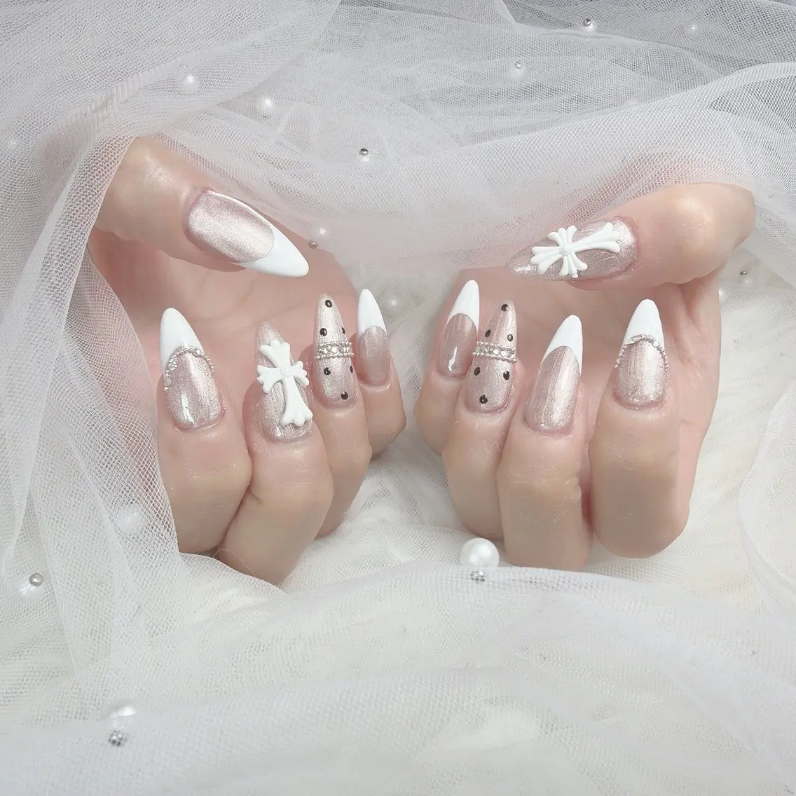 ネイル アートネイル ジェルネイル 韓国ネイル リボン ワンホンネイル ハンドネイル Lana Nailのネイルデザイン