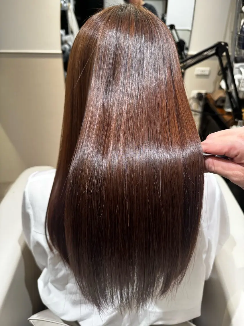 【新規人気no.2】カット+透明感ケアカラー+ケラチントリートメントの写真