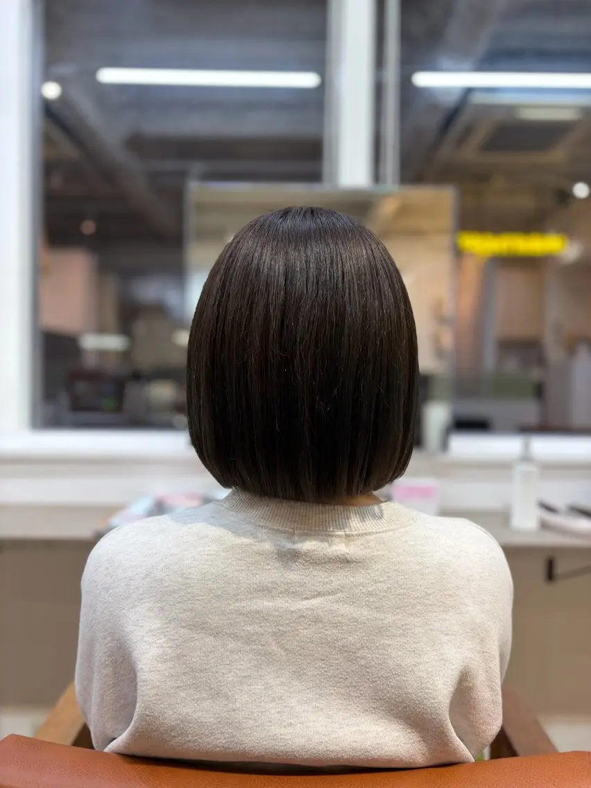 ワンレングスカット+トリートメント🪽の写真