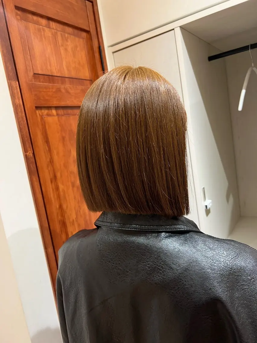 ショート カラー 🥀韓国ヘア🥀 宮津真菜のヘアスタイル