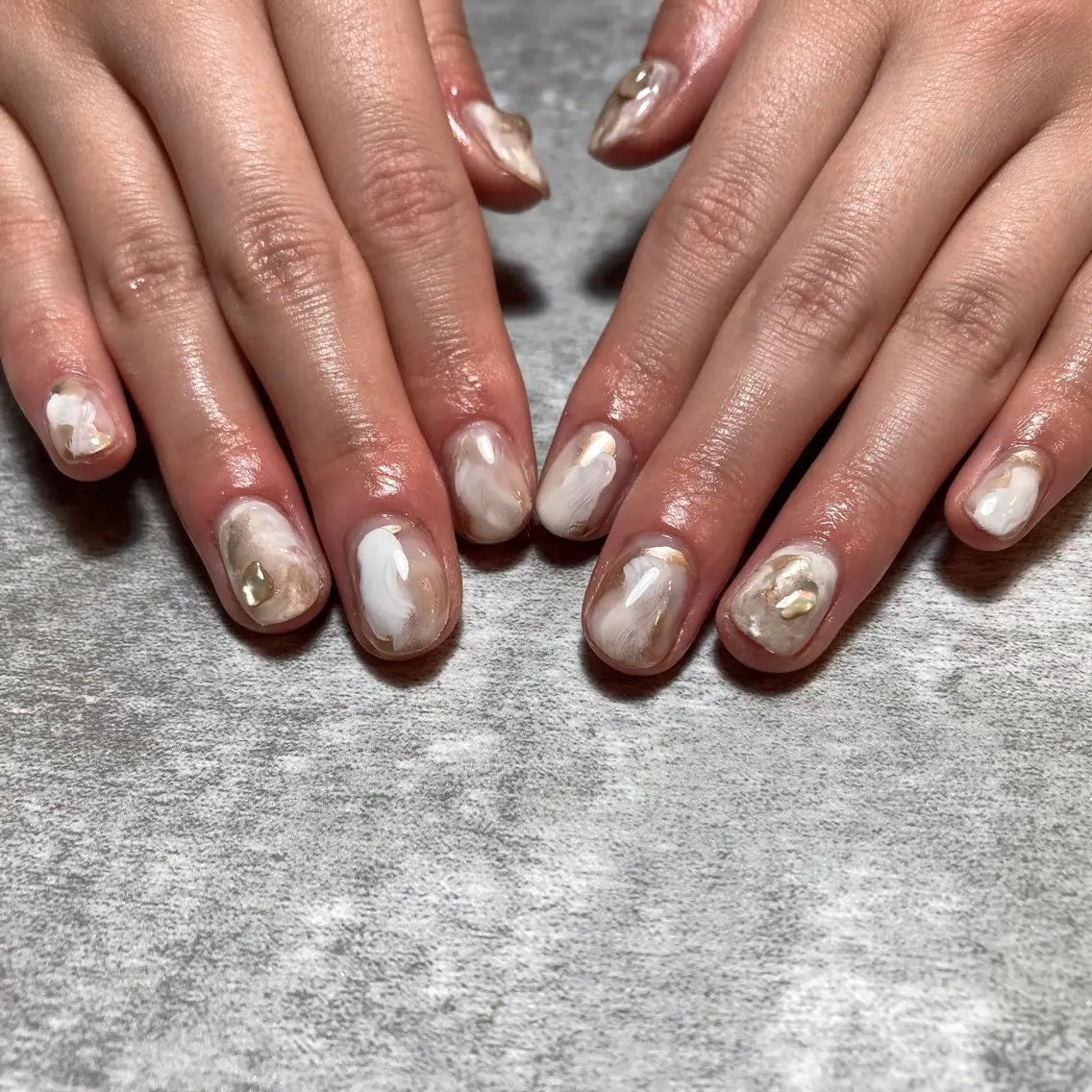 ネイル ジェルネイル マグネットネイル ニュアンスネイル パラジェル ワンホンネイル NAIL'S MODAのネイルデザイン