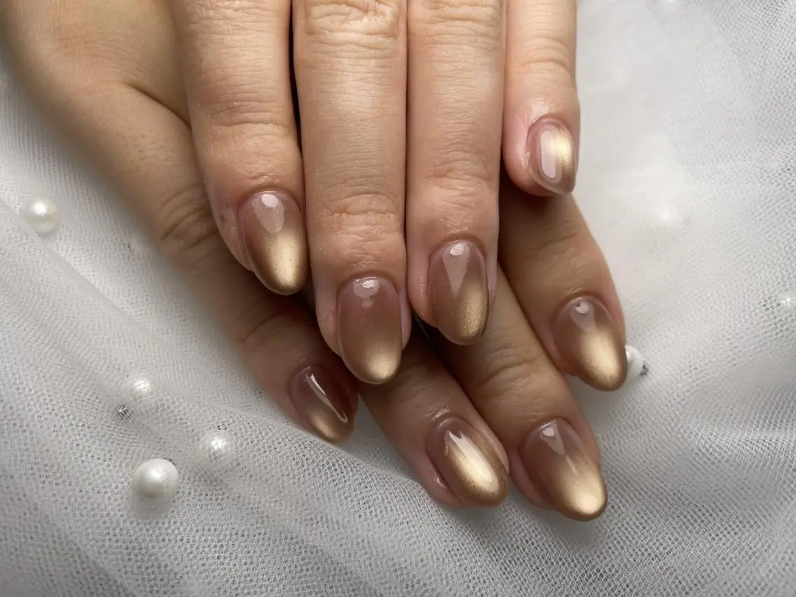 ネイル LUNE 銀座 Eri✨のネイルデザイン