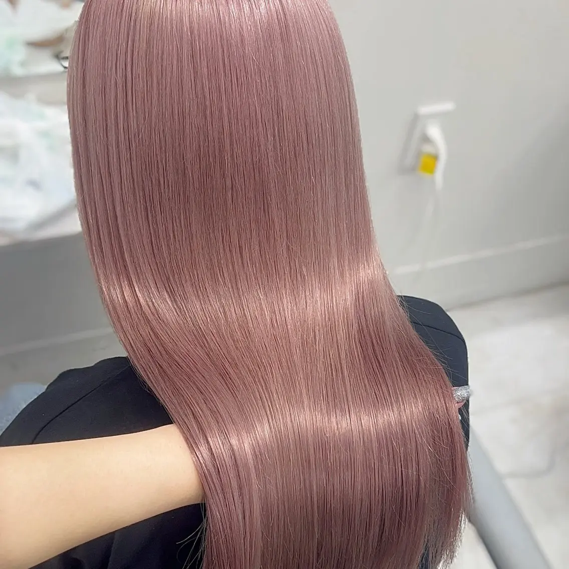 ロング カラー クルミ🤍推し活 🎀ピンクカラーのヘアスタイル