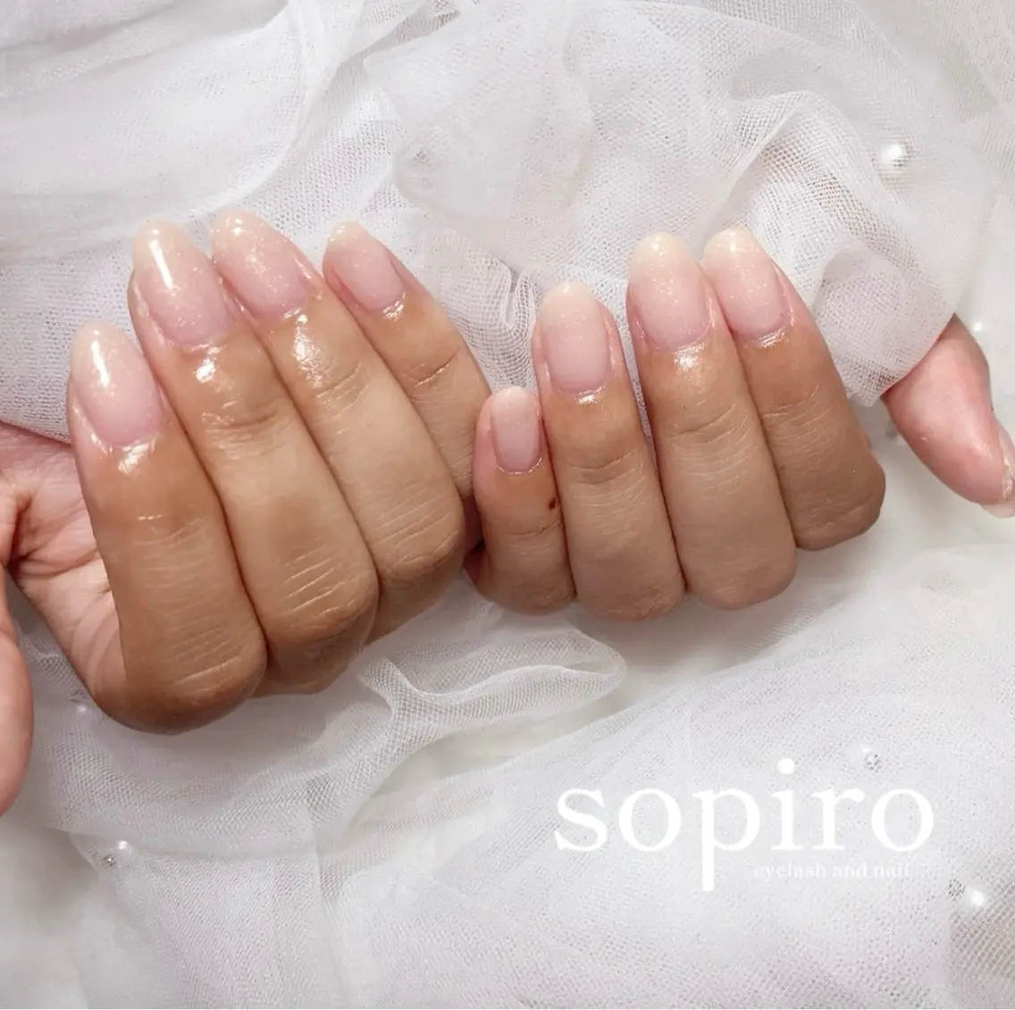 【hand】ワンカラー🧸☁️の写真