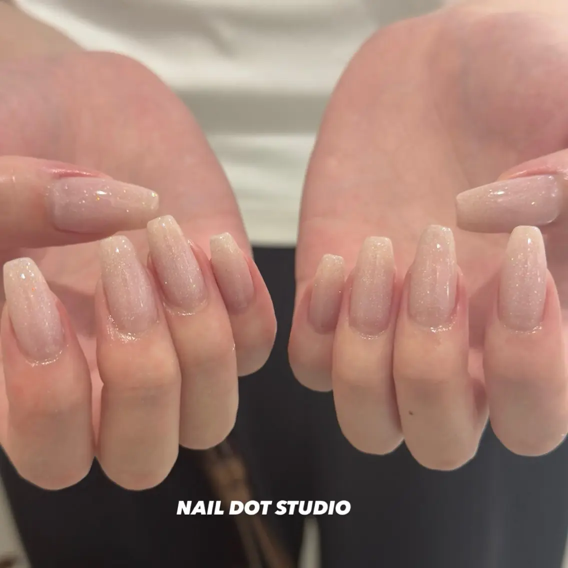 ネイル ハンドネイル NAILDOTSTU DIO SEINAのネイルデザイン