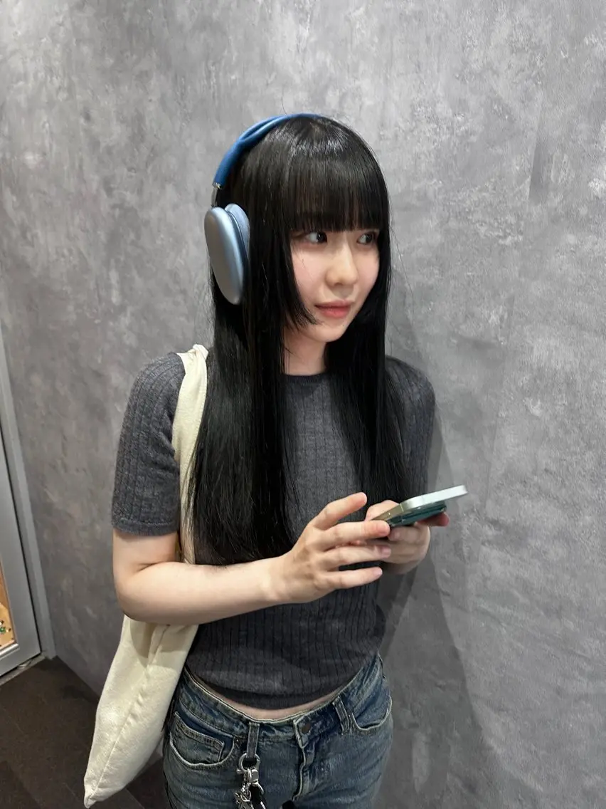 ロング カラー 黒髪 透明感カラー 中村 さきのヘアスタイル