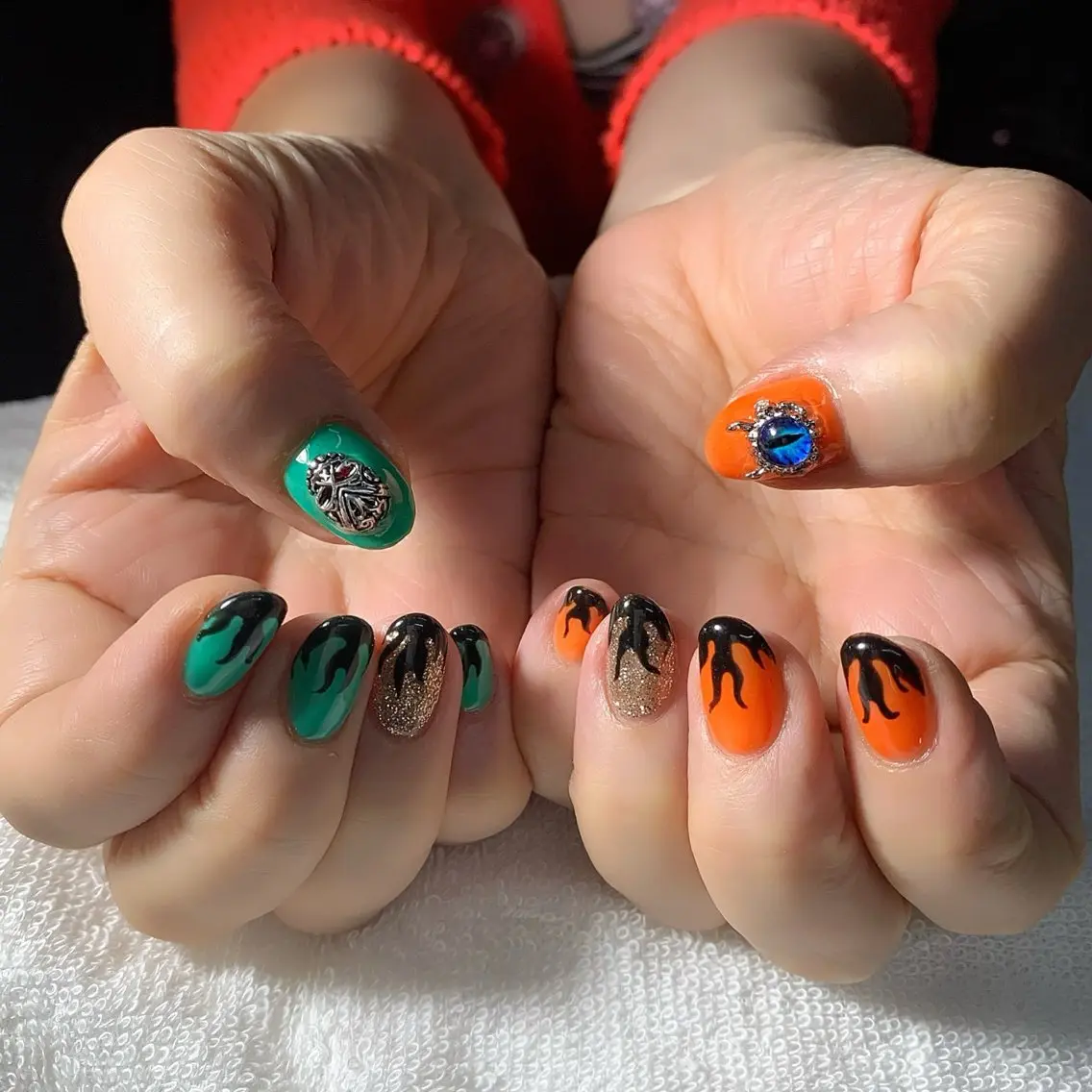 ネイル ハロウィン ハンドネイル フットネイル MHR nailのネイルデザイン