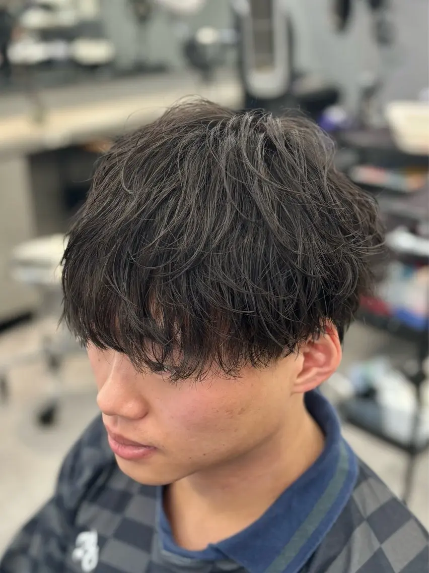 パーマ メンズ メンズパーマ 【ØVARL】🦁 メンズパーマ/レオのヘアスタイル