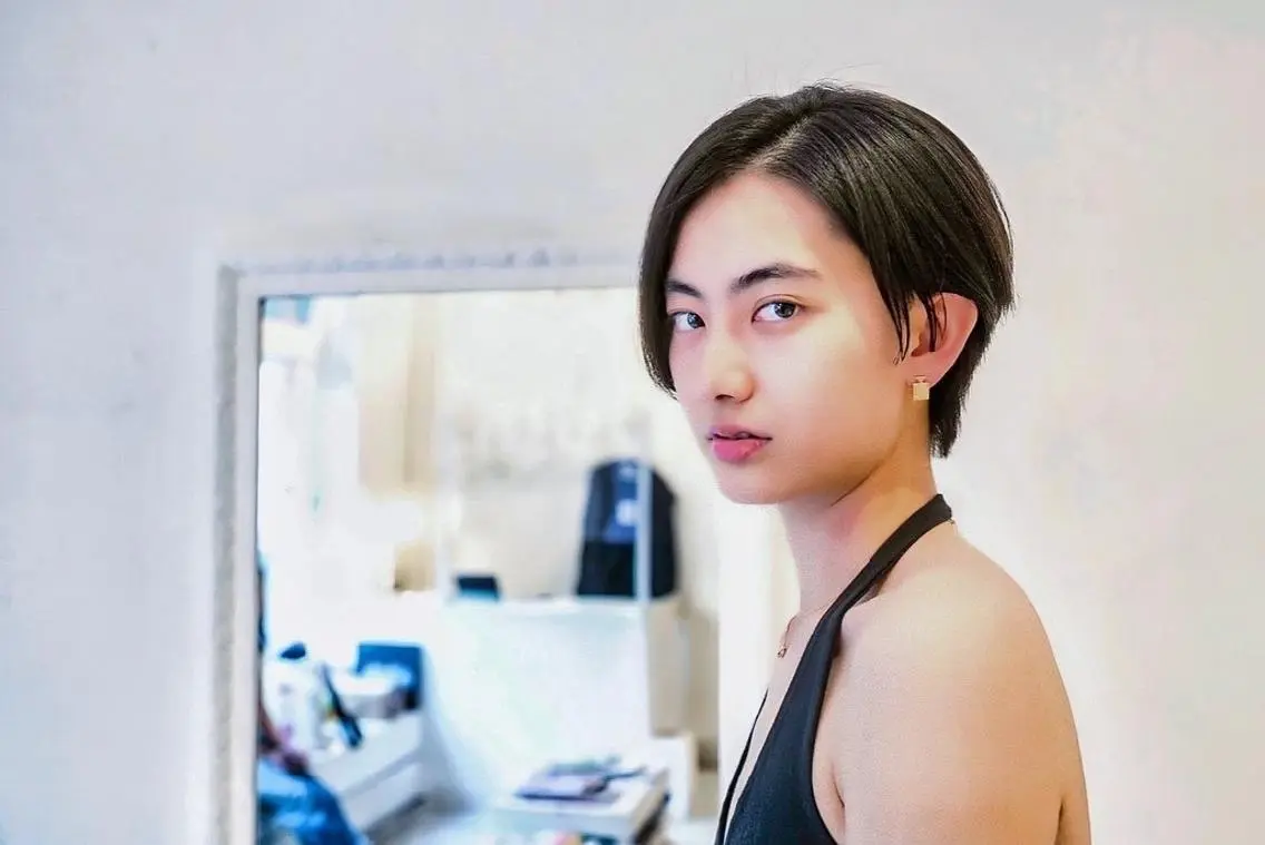 ショート デザインカット トリートメント 安藤悠里/ハイトーン /デザインカラーのヘアスタイル
