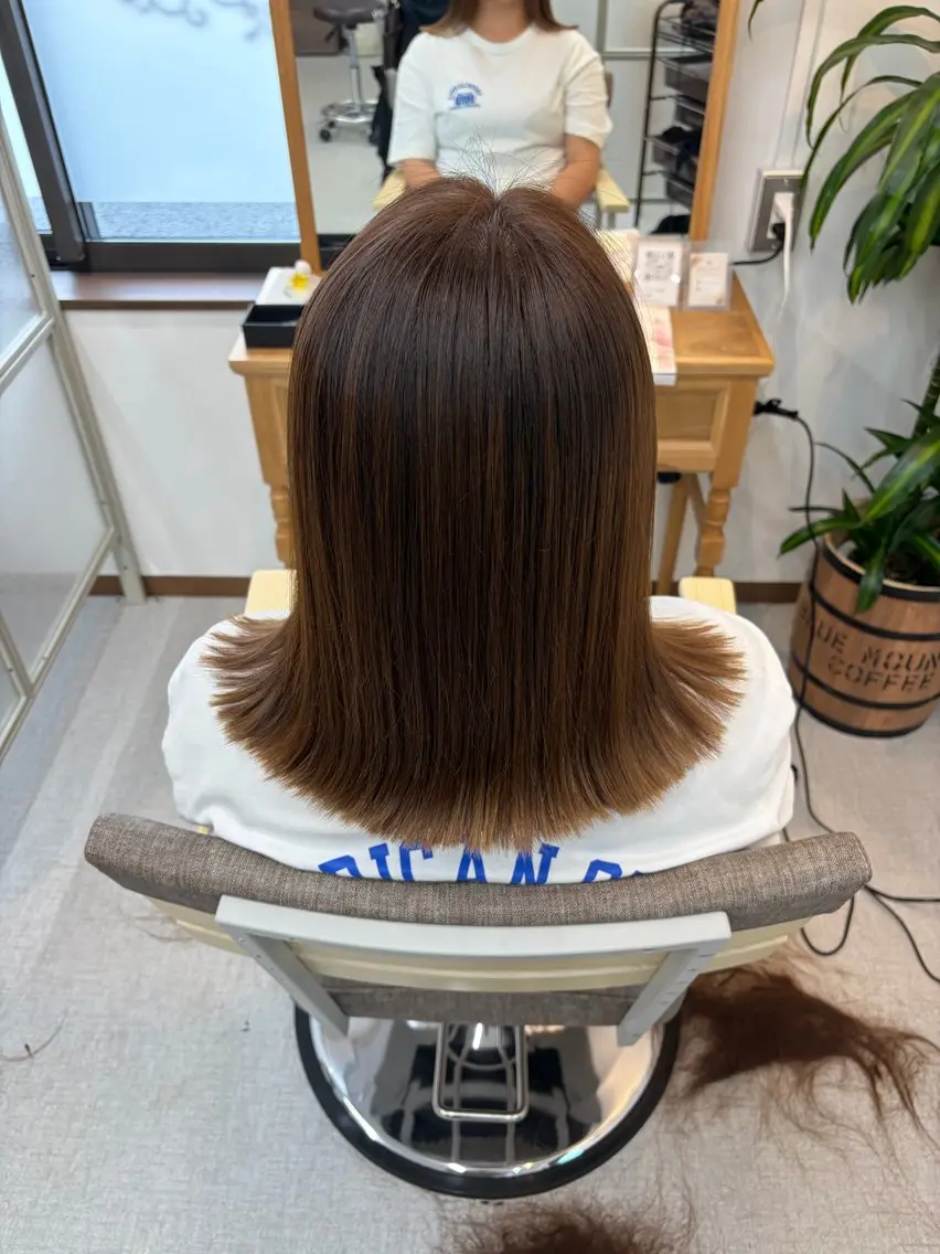 セミロング カット ヘアカラー 猪瀬 尚希のヘアスタイル
