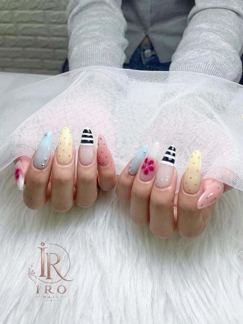 ネイル ハンドネイル luna lunaのネイルデザイン