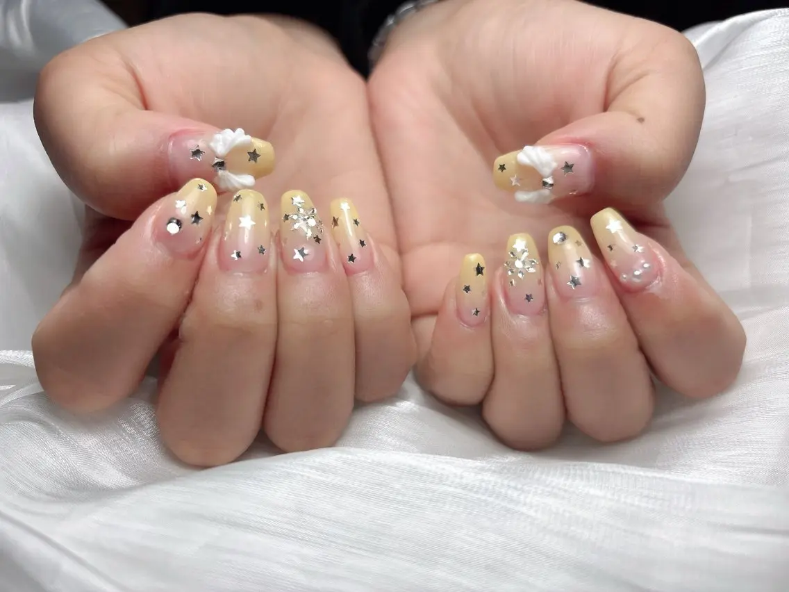 ネイル ハンドネイル ハンドケア みなみ 。のネイルデザイン