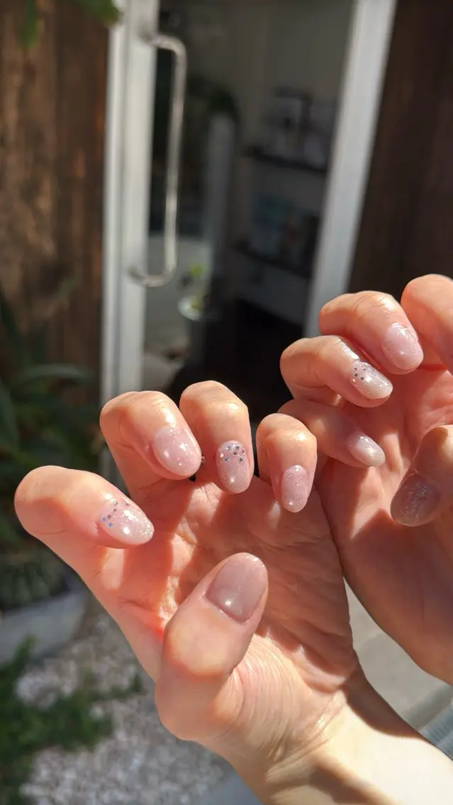 ネイル フラッシュネイル フラッシュマグ フットネイル フレンチネイル 韓国ネイル ハンドネイル SAKU nail 作島茜のネイルデザイン