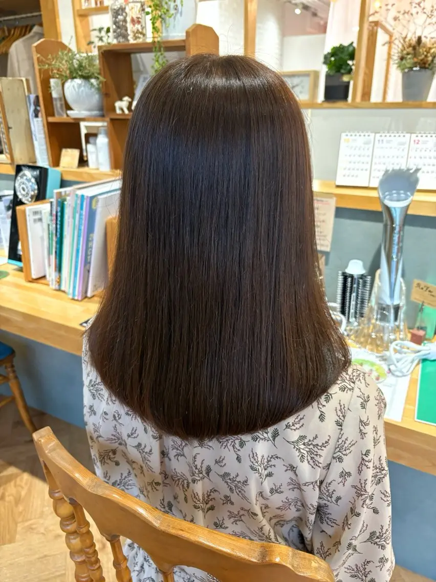 ミディアム カット ヘアカラー トリートメント merc.🪸🫧 土居春菜のヘアスタイル