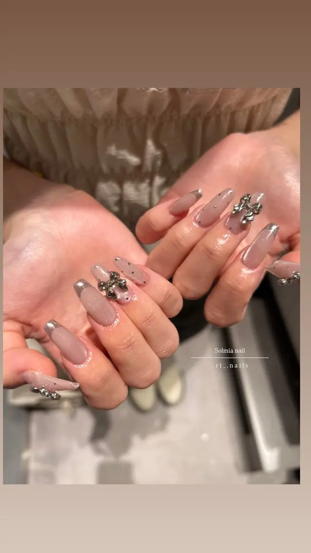 ネイル ハンドネイル . Linaのネイルデザイン