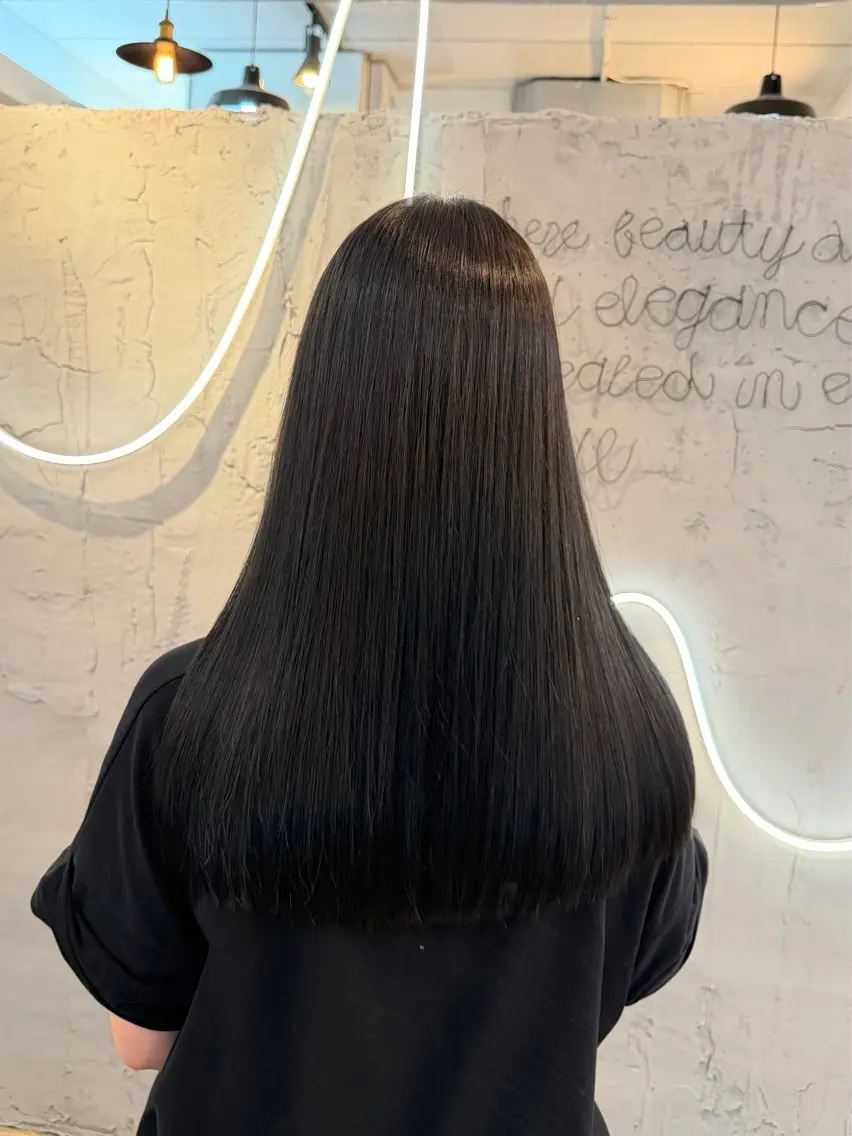 ロング カラー 姫カット ロング カット ヘアカラー トリートメント いぐちしょうた🫧 VISAGEbaskのヘアスタイル