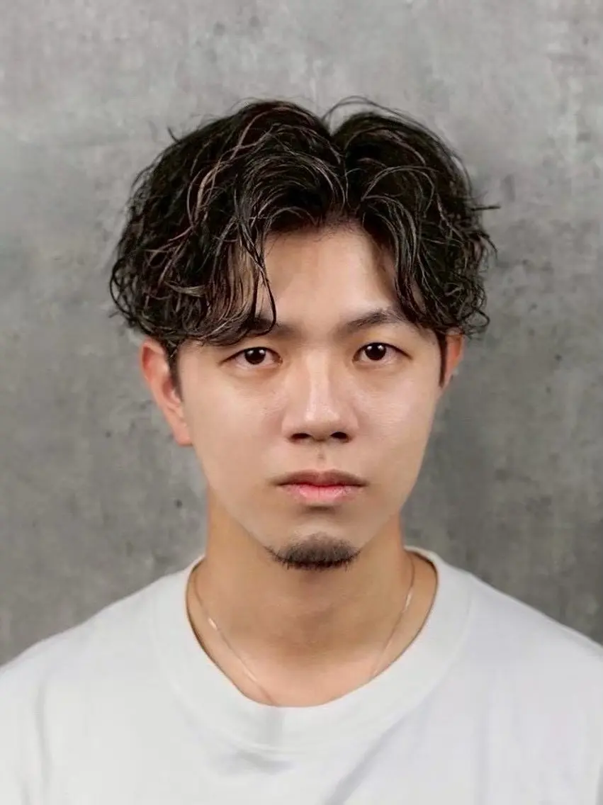 ショート 早川 文悠のヘアスタイル