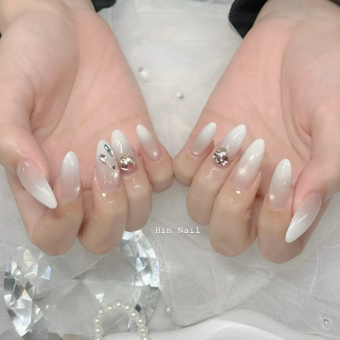 ネイル ハンドネイル HIN NAILのネイルデザイン