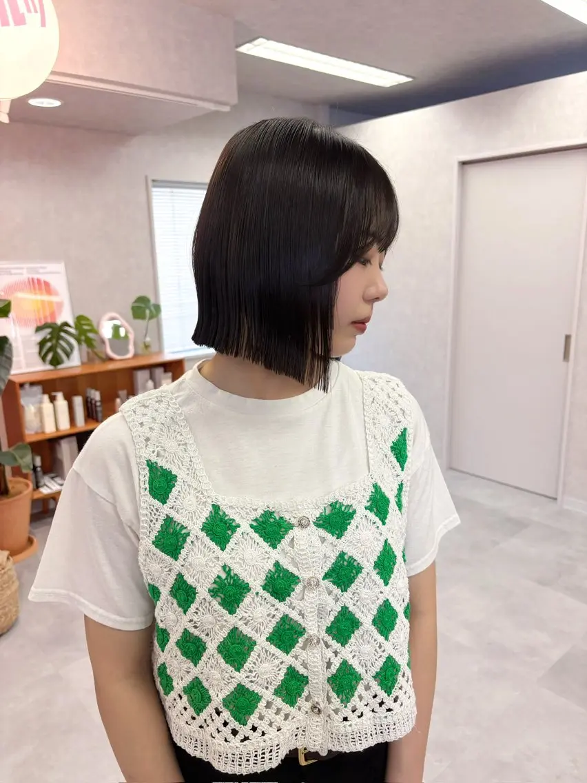 学生限定！切りっぱなしボブカットの写真