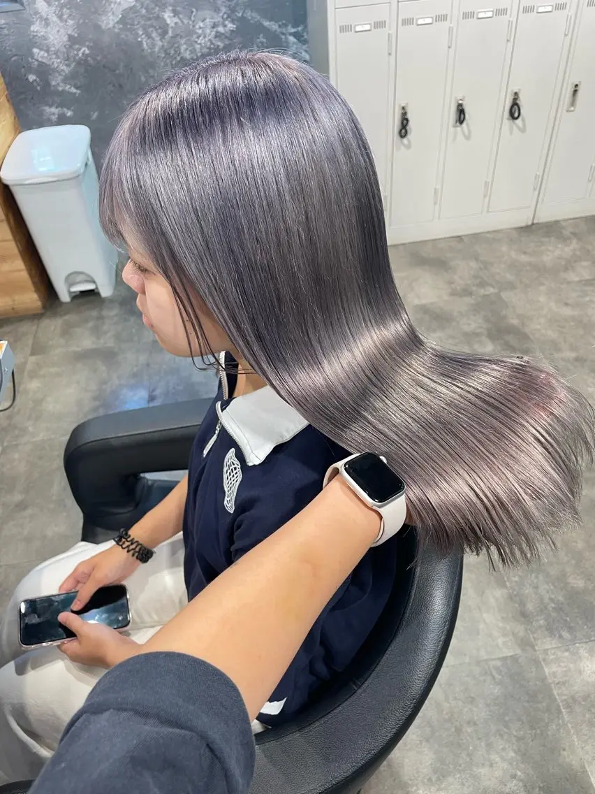 セミロング カラー ヘアカラー ハイトーン 横浜💞ミオのヘアスタイル
