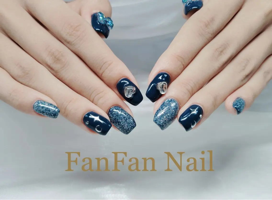 ネイル アートネイル オーロラネイル ガーリー キラキラネイル 韓国ネイル Mio NailsalonUのネイルデザイン