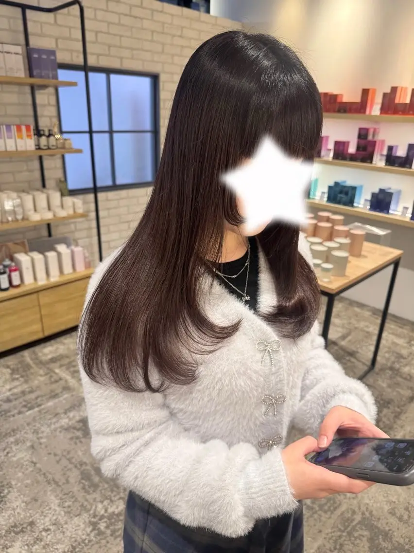 ロング ハガ コトコのヘアスタイル