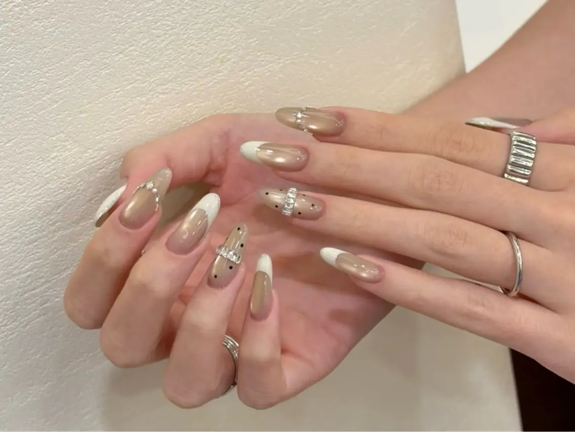 ネイル ブラウン フットネイル フレンチネイル グラデーション 氷ネイル・うるうるネイル ハンドネイル Mixx Nail_ Studioのネイルデザイン