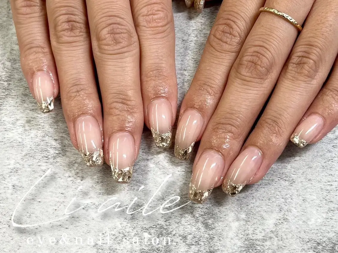 セミロング Li aileのネイルデザイン