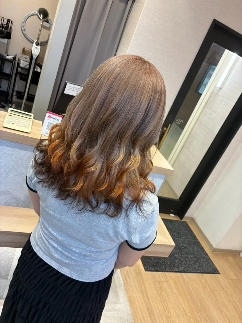 セミロング カラー ブリーチ 狐カラー 自分史上1番可愛い/ 似合わせ【MAHO】のヘアスタイル