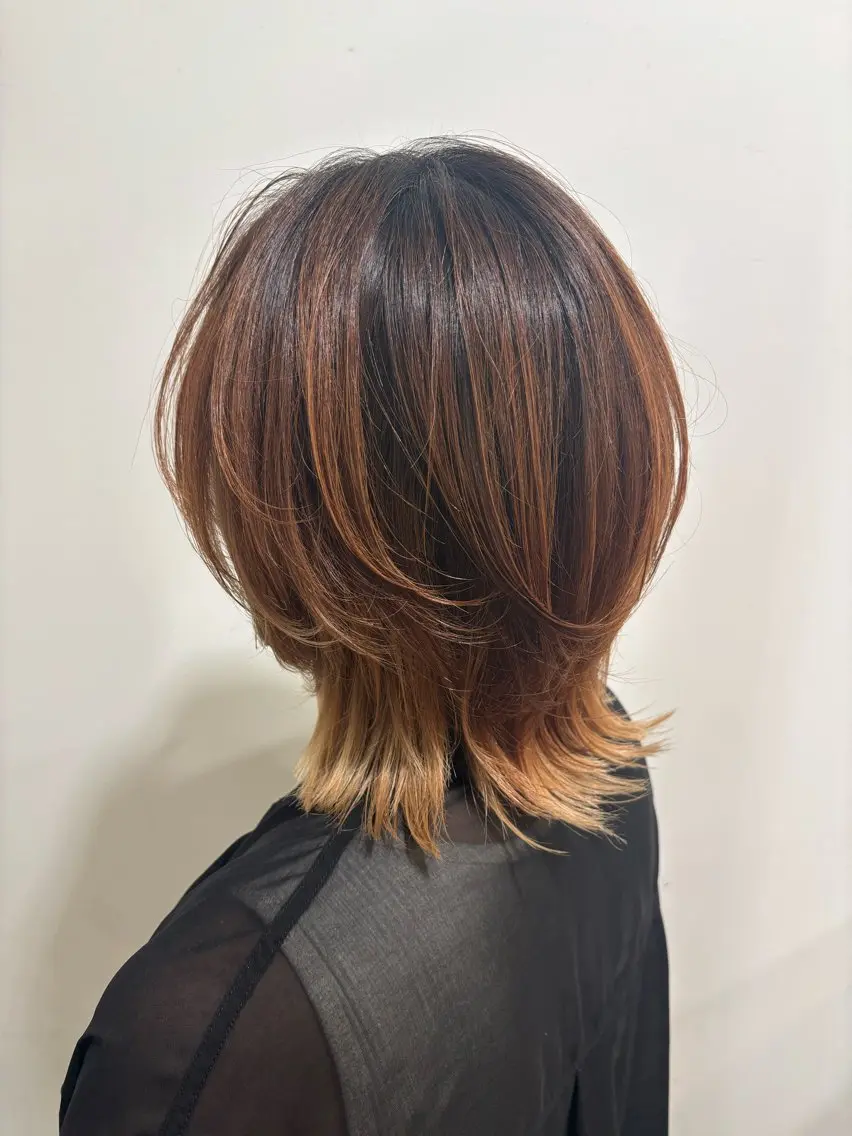 ミディアム カット ミズノ アイ 🪅のヘアスタイル