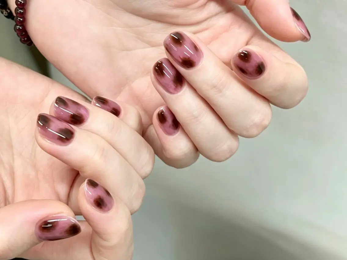 メンズ ネイル メンズ韓国風 オーロラネイル チークネイル 長さ出し フレンチネイル ハンドネイル NEW NAIL 池袋🔥🧲のネイルデザイン