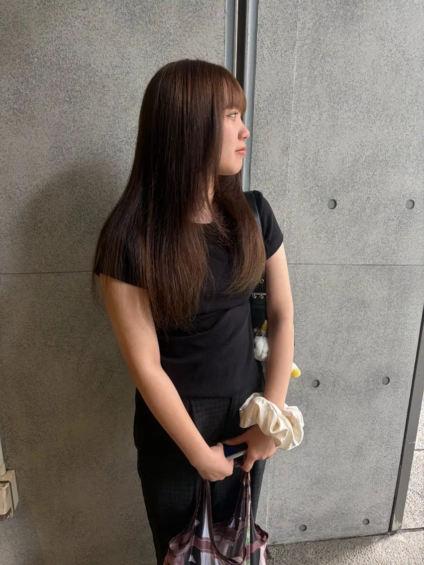 ロング カラー 髙橋 紗奈のヘアスタイル