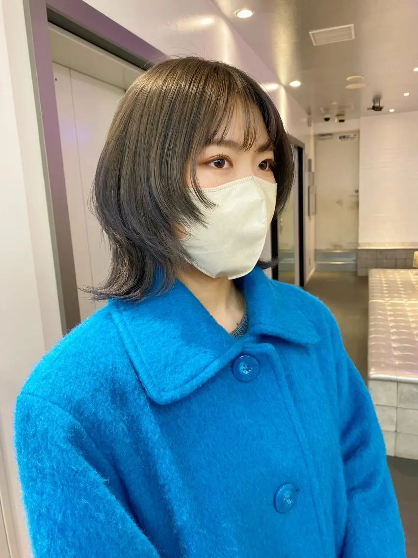 ショート カラー ショートレイヤー ブリーチ ブラウンカラー ブリーチなしカラー オリーブブラウン カット ヘアカラー トリートメント レイヤー/ハイトーン 🧸SENAのヘアスタイル