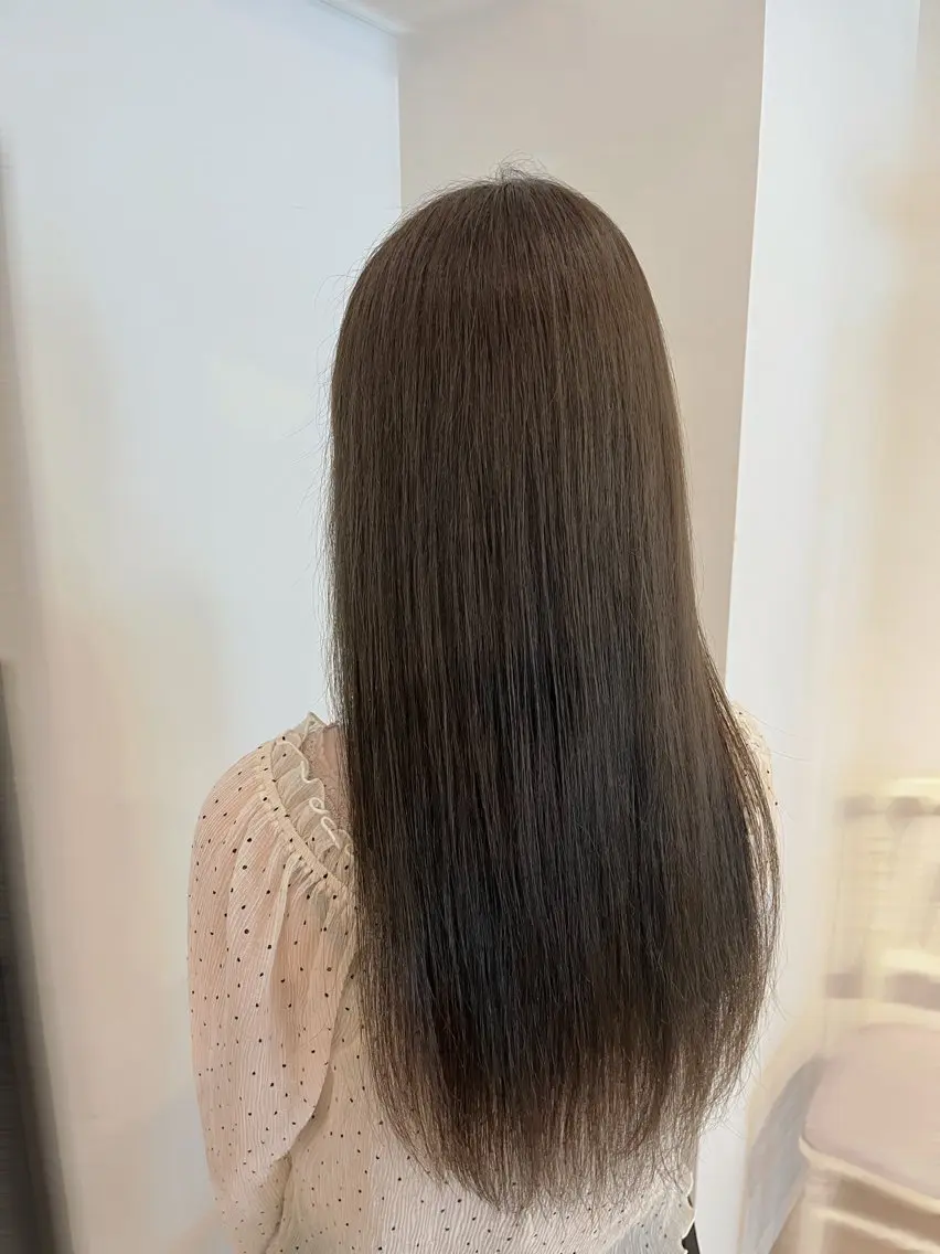 ロング カラー ベージュカラー 透明感カラー オリーブベージュ ヘアカラー CreBiA🫧名駅 馬場のヘアスタイル