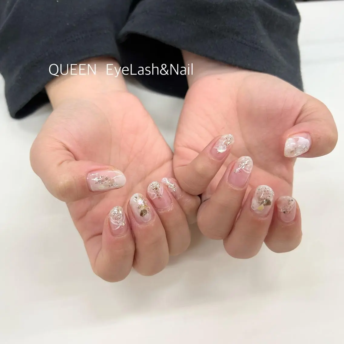 ミディアム カラー ネイル Bloom Nailのネイルデザイン