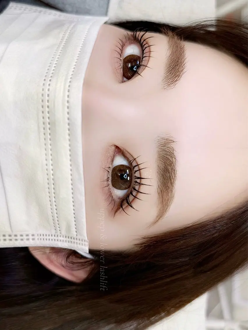 マツエク・マツパ マツパ une fleur JURIの眉毛・アイブロウイメージ