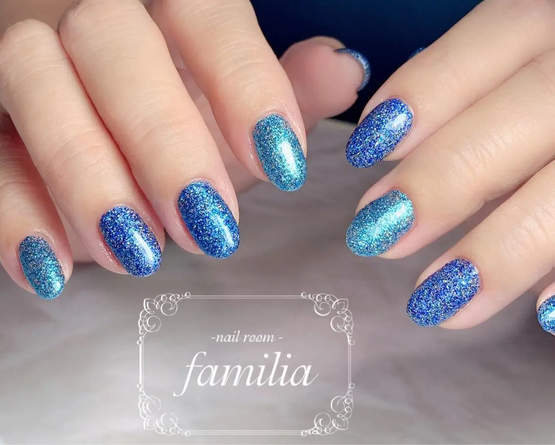 ネイル ハンドネイル -nailroom- familiaのネイルデザイン