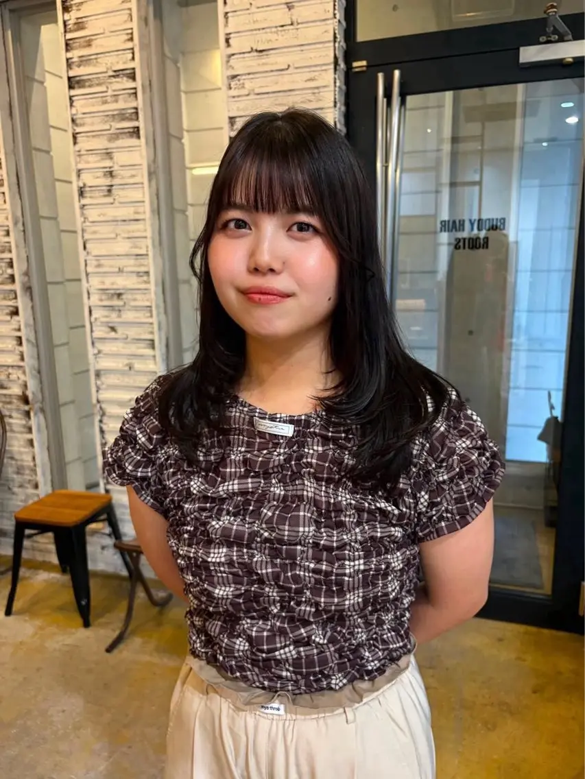 ロング 顔まわりレイヤー 顔周りカット レイヤーカット カット ✨髪質改善/ カットモデル/けんとの眉毛・アイブロウイメージ