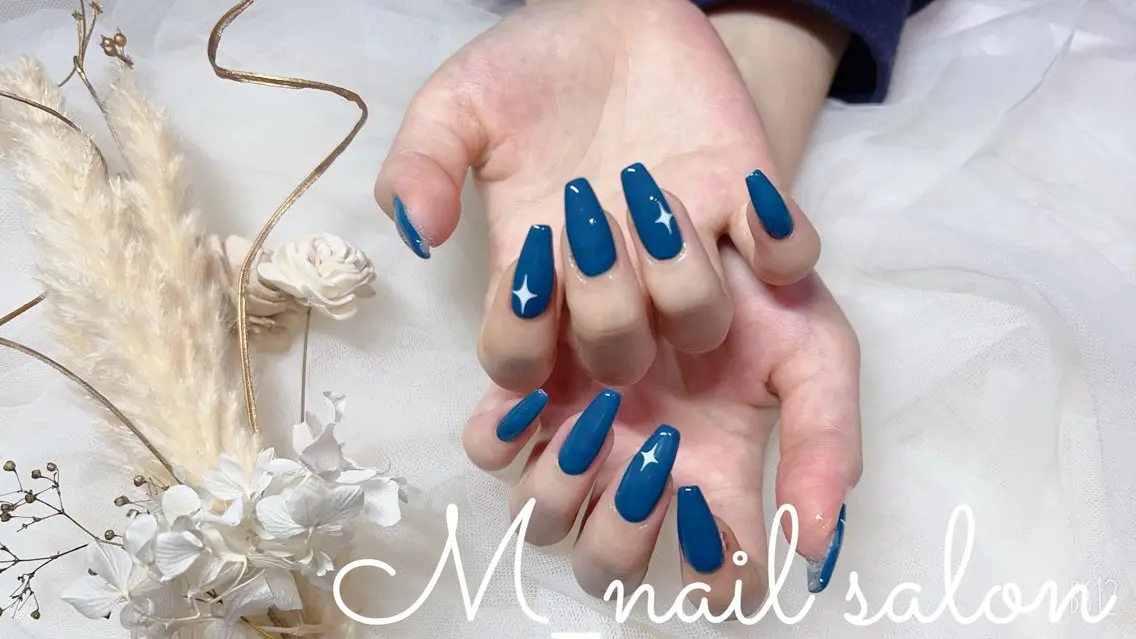 ネイル シンプルネイル M_ nail salonのネイルデザイン